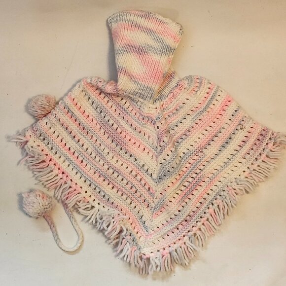 ADORABLE BABY Poncho Knit with Pom Poms and Tassel Fringe 0-6 Months - Picture 2 of 3